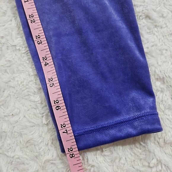 NWT Athleta Size Medium Elation purple velvet tight #467925 - Picture 7 of 9